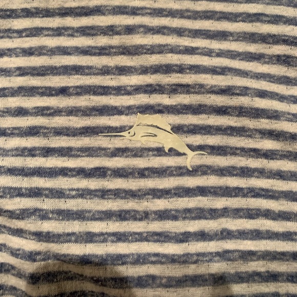 Tommy Bahama Casual Long Sleeve T-shirt - Picture 2 of 2